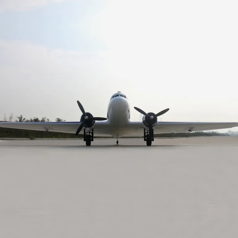 Dynam DC-3 Skybus White RC Warbird Plane 1500mm 59" Wingspan