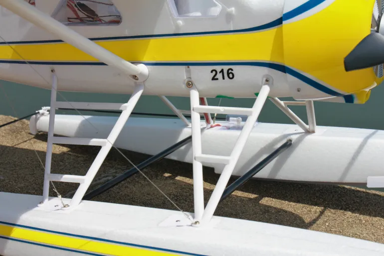 Dynam DHC-2 Beaver V2 Blue 4S Sea/Land RC Float Plane 1.5m w/ Flaps Plus Floats & Rubber Wheel