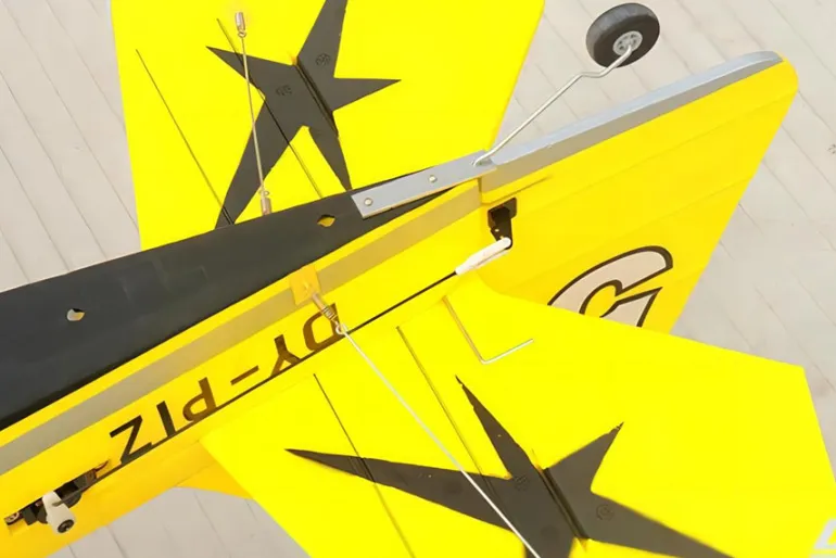 Dynam Pitts Python Model 12 Yellow 4S RC Aerobatic 3D Sport Biplane