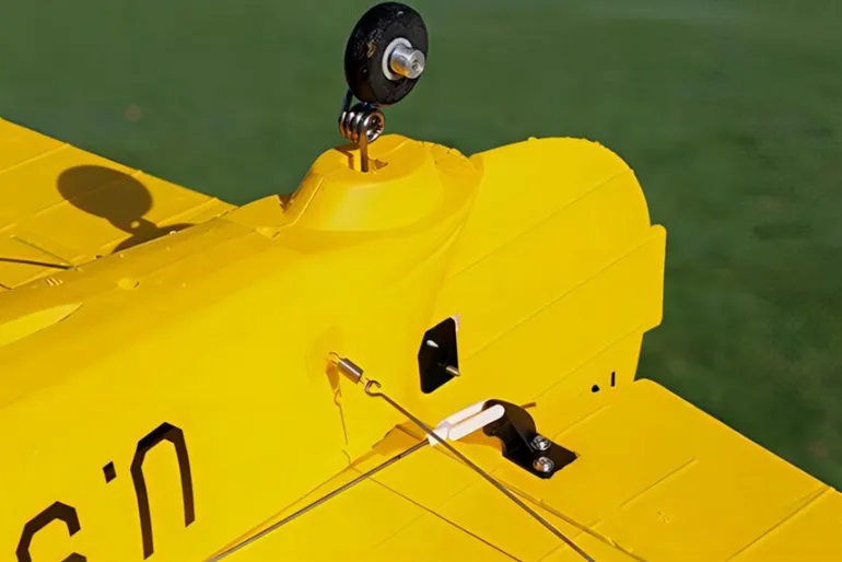 EU/CA Stock Only! Dynam Stearman PT-17 Yellow 4S RC Biplane 1300mm 51" Wingspan