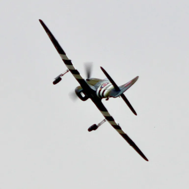 EU Stock Only! Dynam Hawker Tempest V2 4S RC Warbird Plane 1250mm 49" Wingspan