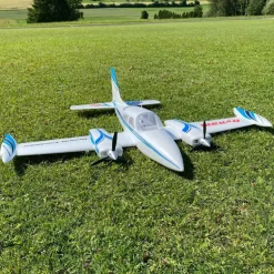 ✨🔄 Upgraded! Dynam Cessna 310 Grand Cruiser V3 Blue 4S Twin Motor RC Scale Plane 1300mm 51