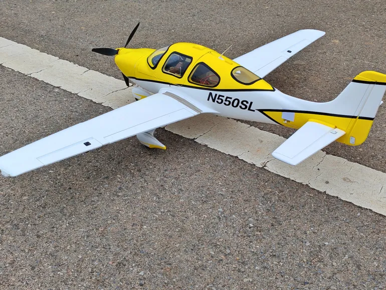 ✨🔄 Upgraded! Dynam Cirrus SR22 V3 Trainer 3S/4S Yellow RC Beginner Scale Plane 1.4m w/ Flaps