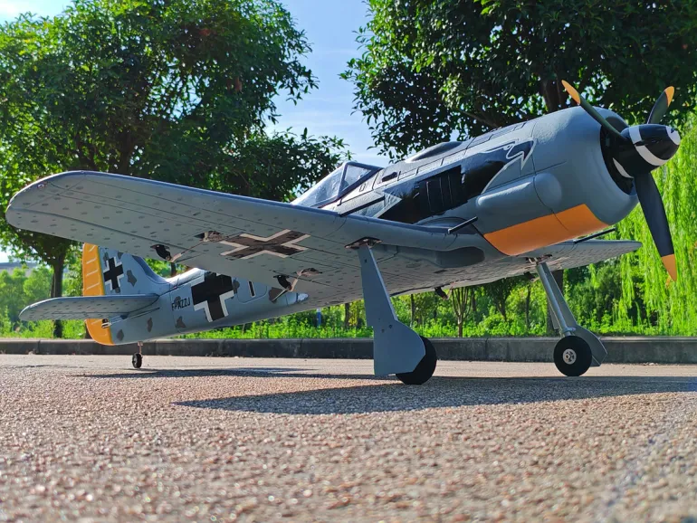✨🔄 Upgraded! Dynam Focke Wulf FW-190 V3 4S RC Warbird Plane 1300mm w/ Flaps