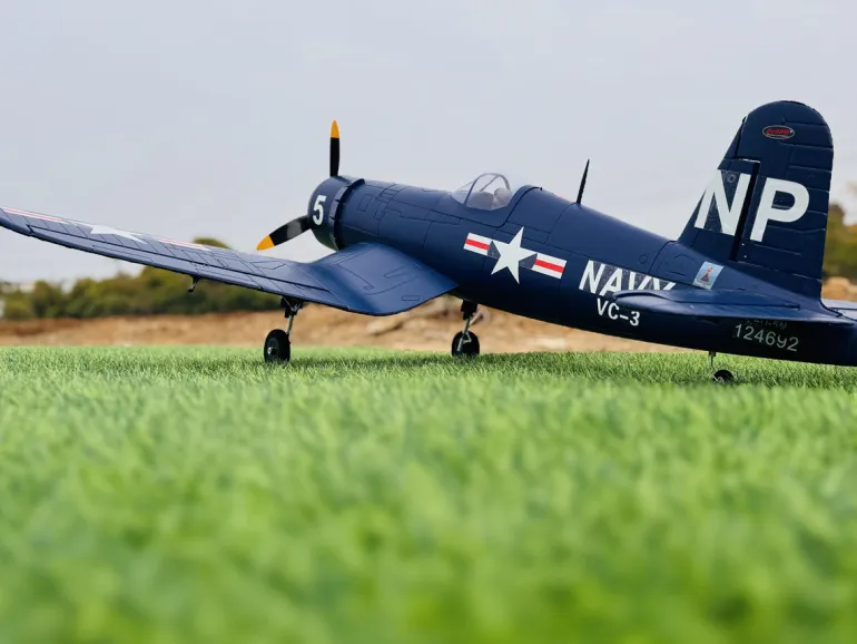 ✨🔄 Upgraded! Dynam F4U Corsair V3 4S RC Warbird Plane 1300mm w/ Flaps
